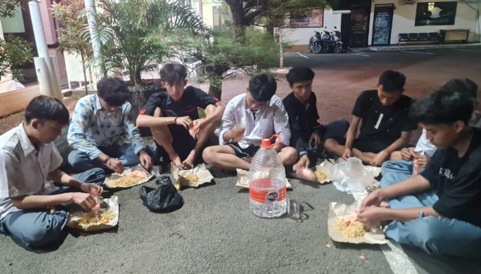 Anarko & Pelajar Jadi Biang Rusuh, Polisi Panen Dukungan Publik