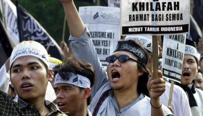 Bunga Khilafah Duri Bangsa