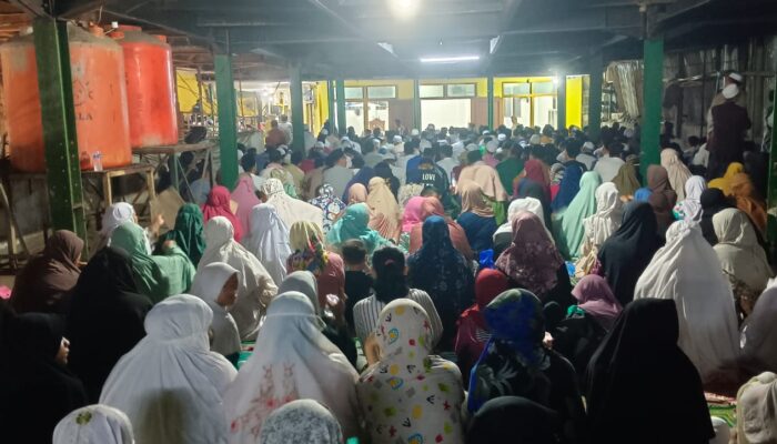 Doa Bersama dan Aksi Nyata FBR-FK-ULUM Perkokoh Persatuan Warga