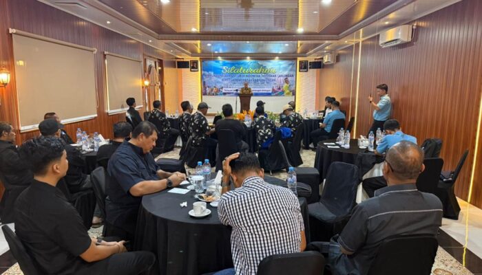 Kolaborasi HNSI Lamongan dan Stakeholder Atasi Izin Kapal dan BBM Nelayan