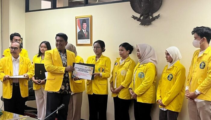 Pendidikan Tetap Jalan, 32 Mahasiswa UI Dapat Bantuan UKT