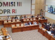 DPR Tegaskan Polri Tetap di Bawah Presiden Pasca Reformasi