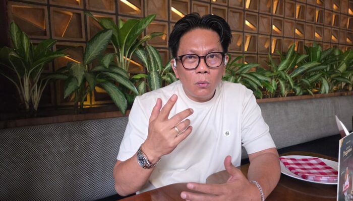 Solar Grazing Jadi Solusi Biologis Pengendali Rumput di Area PLTS