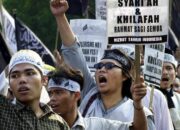 Bunga Khilafah Duri Bangsa