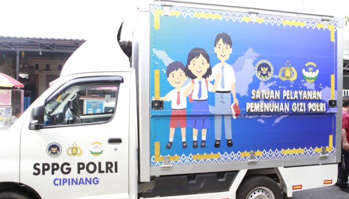 Kapolres Metro Jaktim Lakukan Peninjauan Program MBG di SDS Kemala Bhayangkari 5