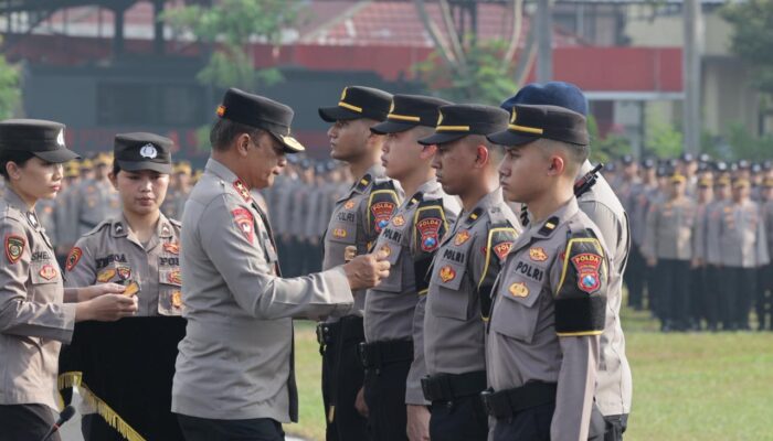 Kapolda Jatim Lepas 79 Pamapta, Tegaskan Polisi Humanis di Garis Depan