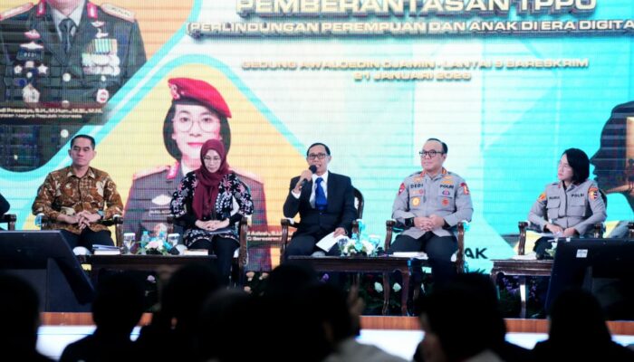 Bedah Buku Tangani TPPO, Wakapolri Ungkap Tantangan Penanganan Kejahatan Digital