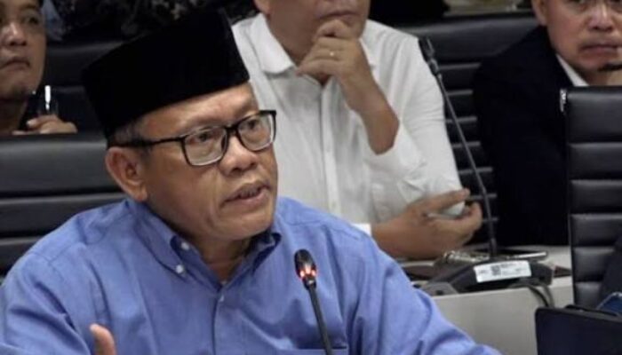 MK Tolak Permohonan Uji Materi UU ASN, IPW : Polri Sah Duduki Jabatan Sipil