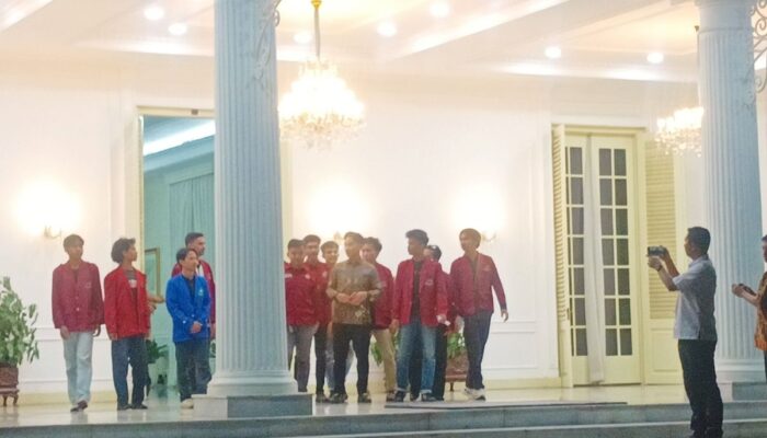 Pertemuan dengan Gibran, Mahasiswa UBK Soroti Efektivitas Program MBG Hingga Harga BBM