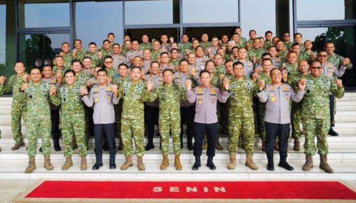 Kunjungan ke Mabes TNI, Kapolri: Jangan Beri Ruang Upaya Memecah Belah TNI-Polri