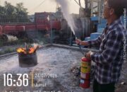 Keselamatan Kerja Jadi Prioritas, Jakpro Memiontec Air Latih Karyawan Hadapi Kebakaran