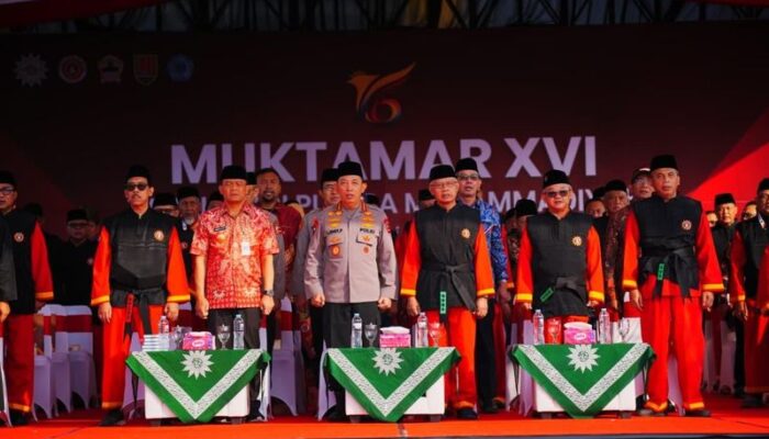 Kapolri Listyo Sigit Prabowo Hadiri Apel Pembukaan Muktamar XVI Tapak Suci Putera Muhammadiyah