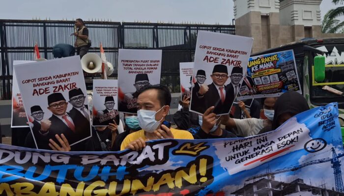DPR RI dan Patung Kuda Jadi Titik Aksi, Bandung Barat Bersatu Desak Sekda Dievaluasi